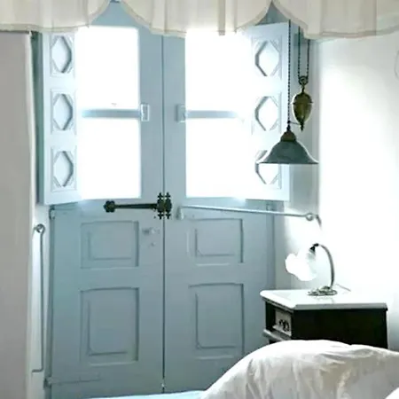 Vakantiehuis Family House With Sea View In + Terrace