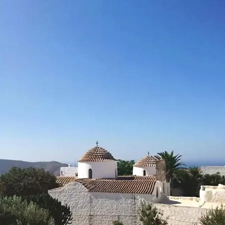 Family House With Sea View In + Terrace Semesterbostad